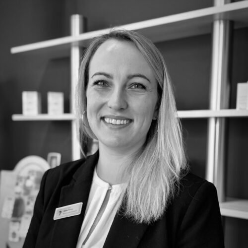 Janine Kötting - Fachgeschäftsleiterin + Hörakustikmeisterin